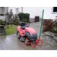 Kolébkový zvedák na travní traktory